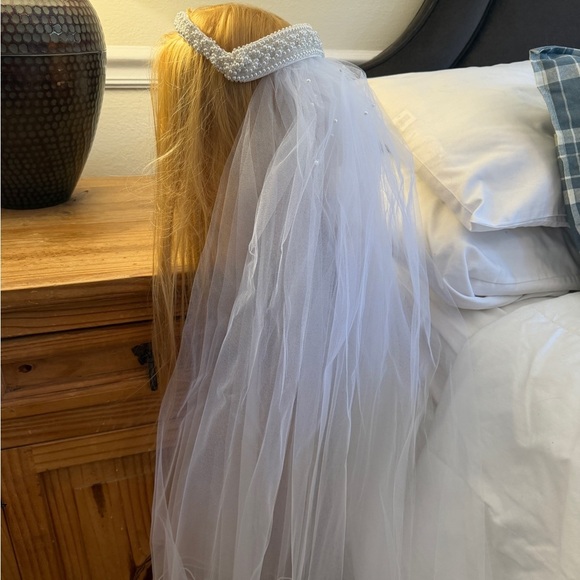 Vintage Pearl Beaded Bridal tiara with veil